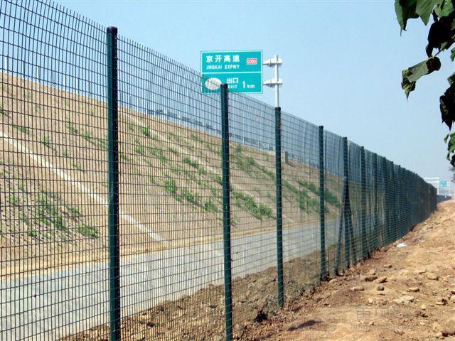 高速公路護欄網(wǎng)